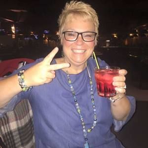 Meet your Posher, Stacey